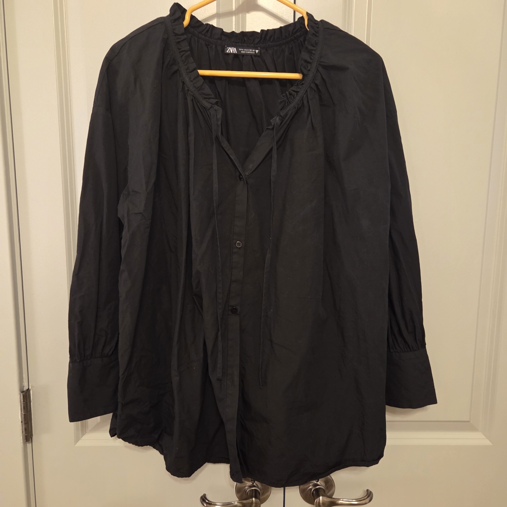 Zara Black Button-Up Blouse